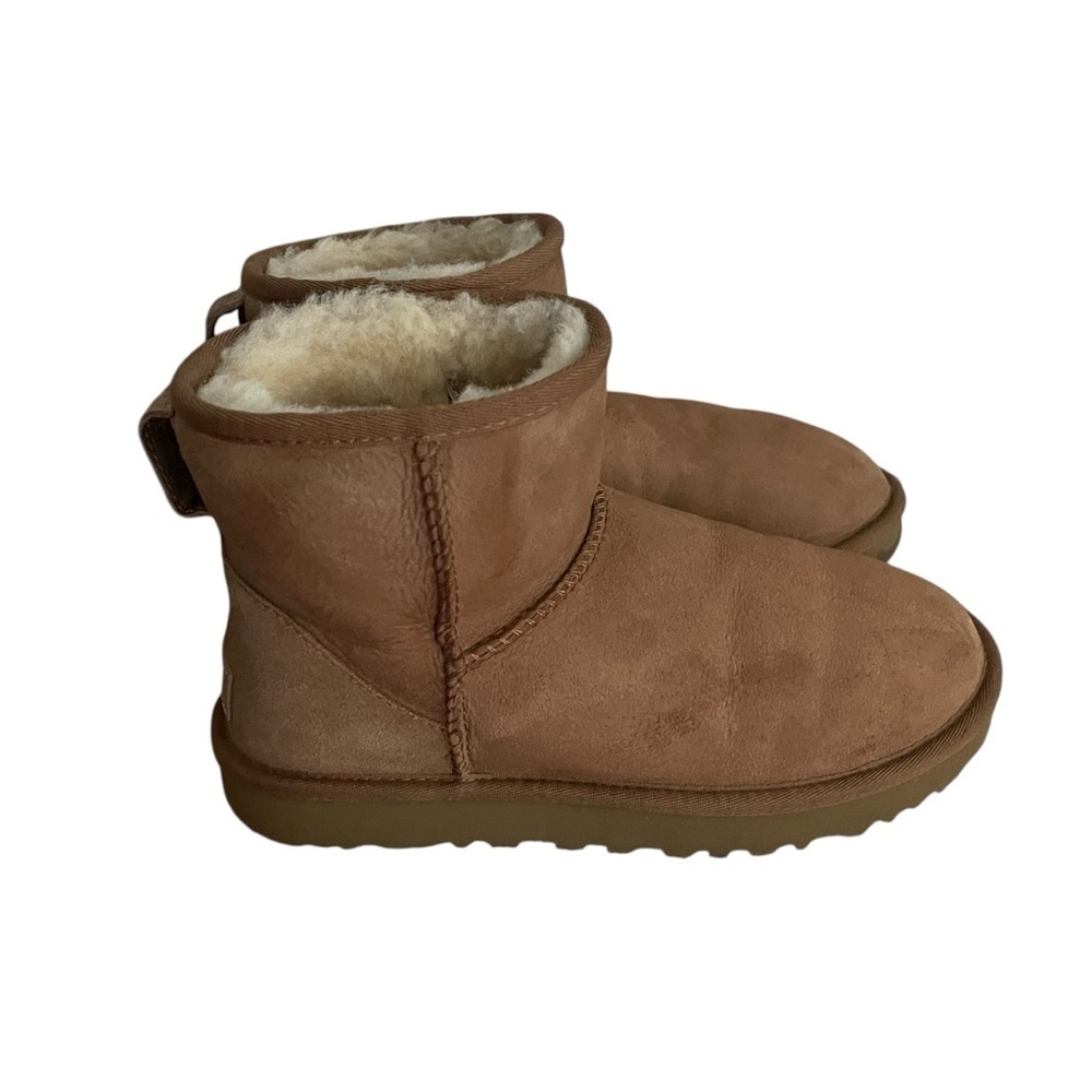 UGG Classic Mini II Women's Tan Boots Women Size 7 - Picture 4 of 12